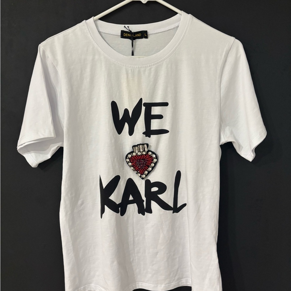 White and Red Short Sleeve Graphic Tee